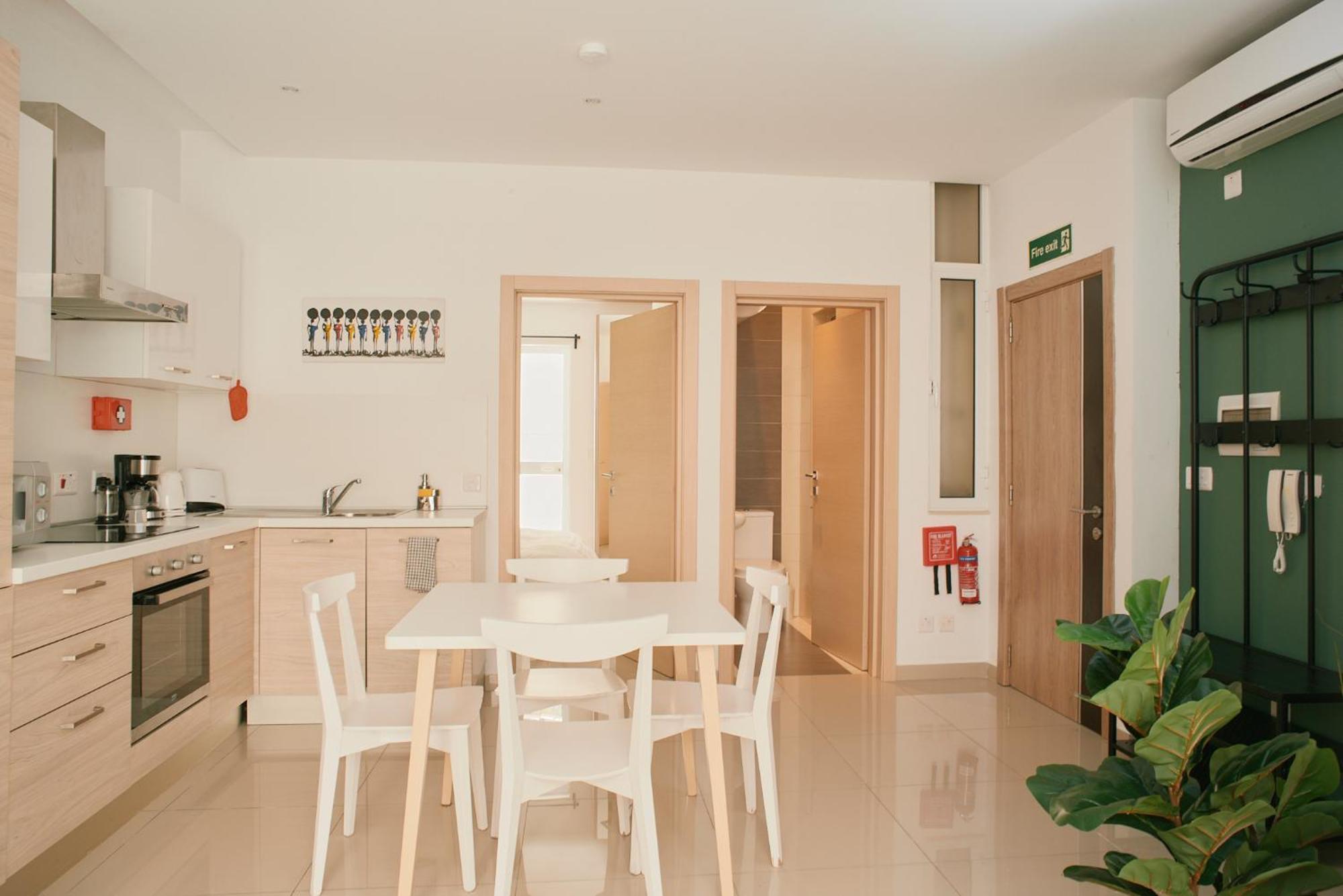 Apartamento Kensington By Shmoo - 1 Minute To The Sea Sliema Exterior foto